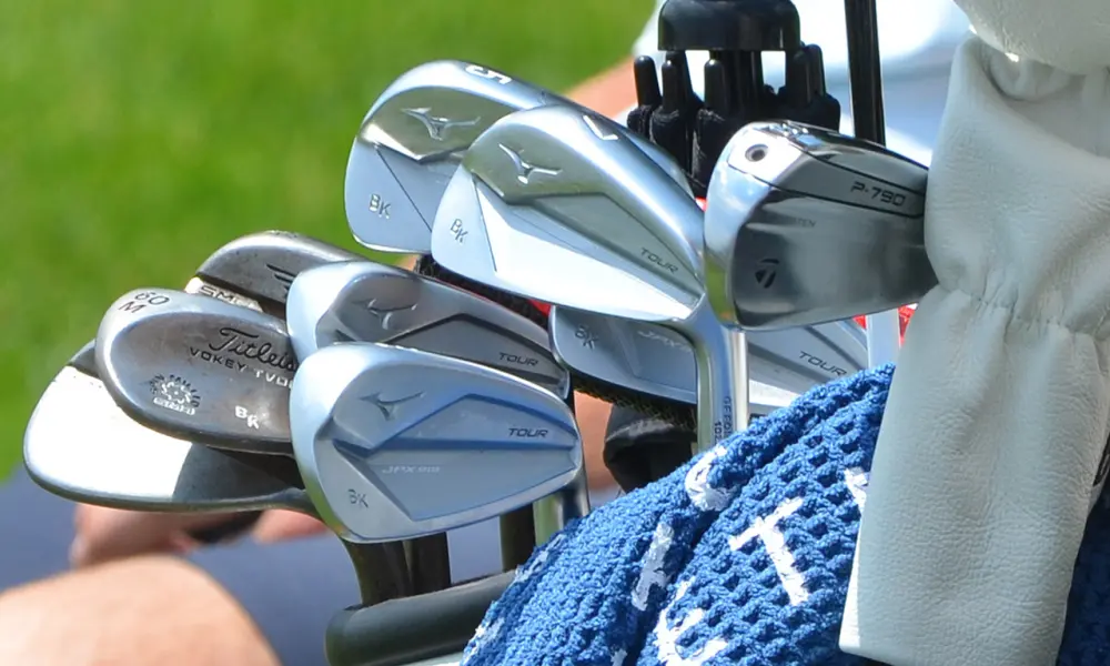 How Many Wedges Should I Carry In My Golf Bag?